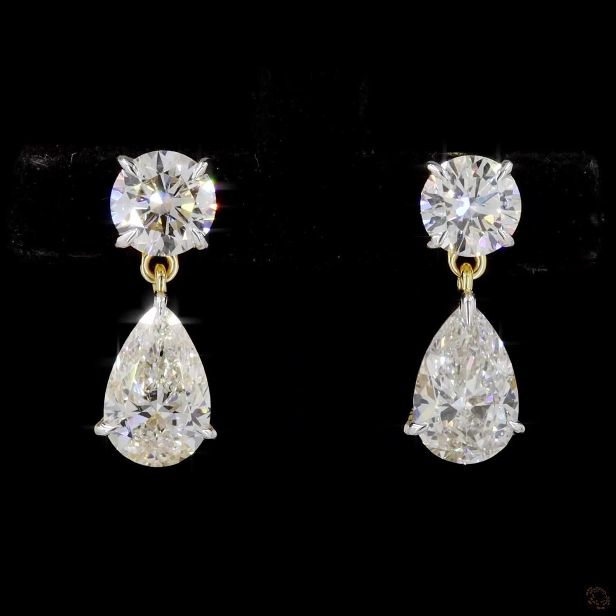 Diamond Earrings E-208662