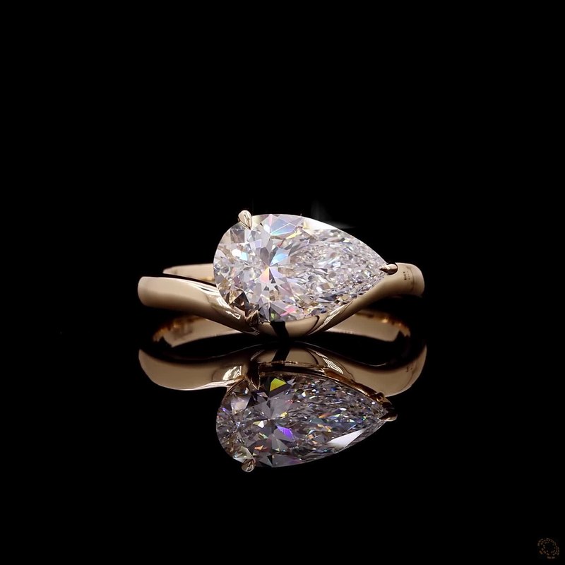 Yellow Gold Diamond Ring R-284318