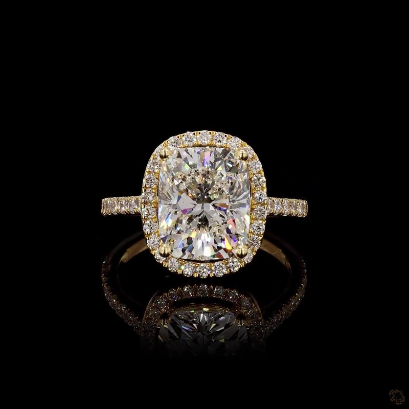 Yellow Gold Diamond Ring R-327404