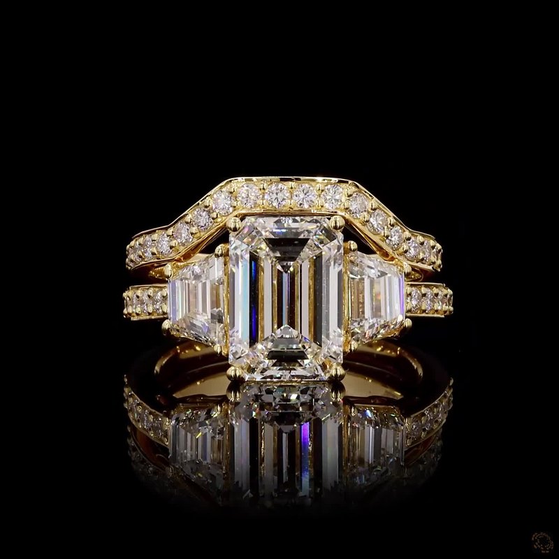 Yellow Gold Diamond Ring R-426704