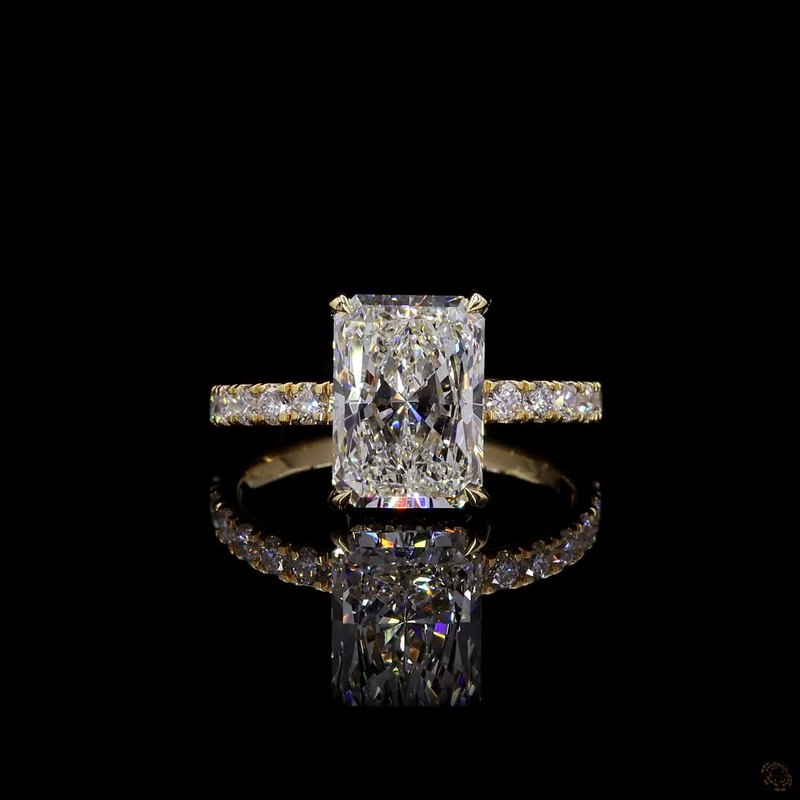 Yellow Gold Diamond Ring R-483527