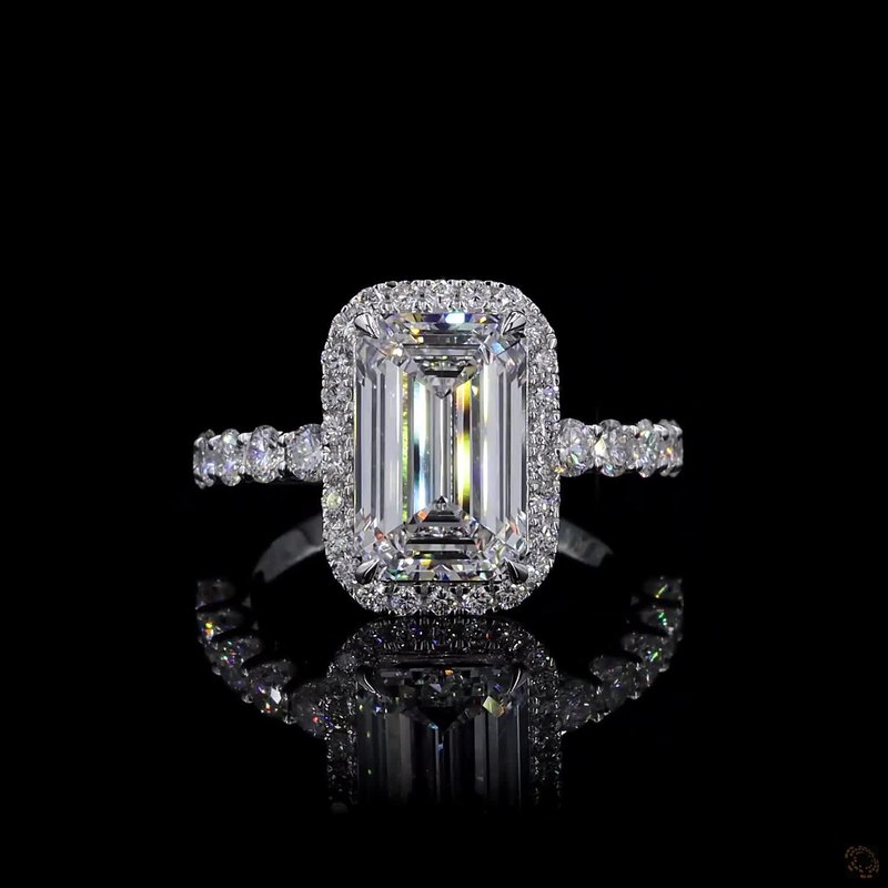 White Gold Diamond Ring R-567618