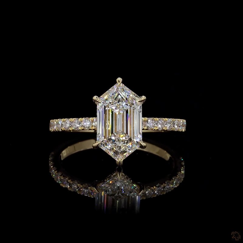 Yellow Gold Diamond Ring R-622723
