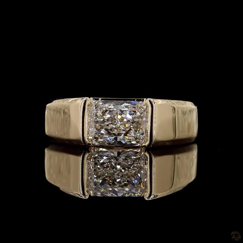 Yellow Gold Diamond Ring R-759586