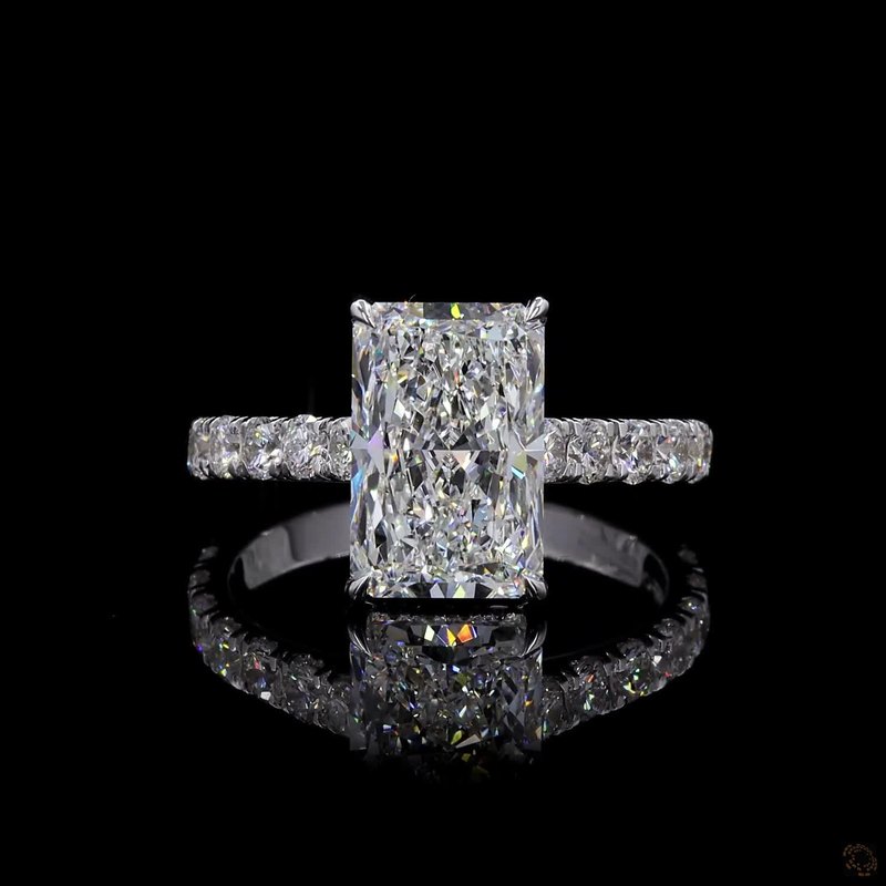 White Gold Diamond Ring R-909797