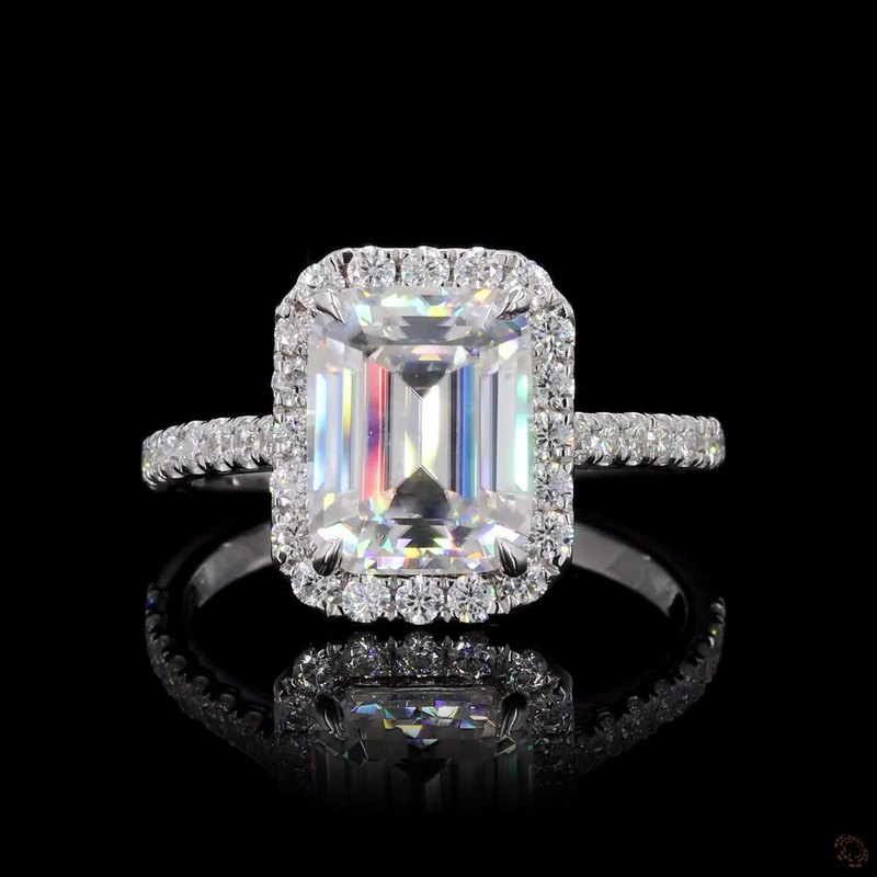 White Gold Diamond Ring R-950739