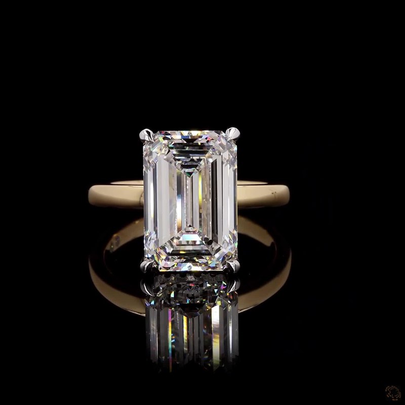 Yellow Gold Diamond Ring R-993031